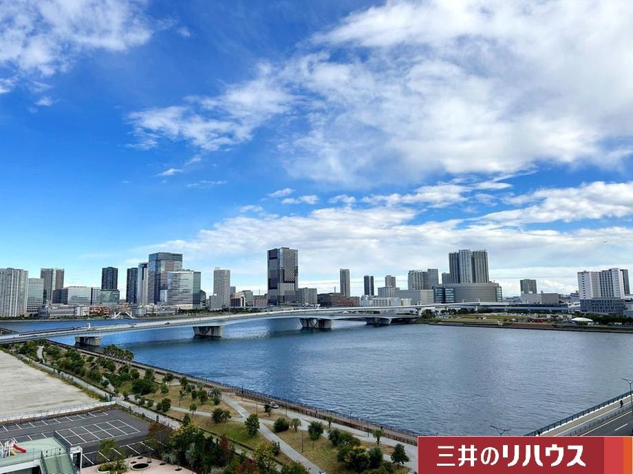 ＨＡＲＵＭＩ　ＦＬＡＧ　ＳＥＡ　ＶＩＬＬＡＧＥ　Ｅ棟