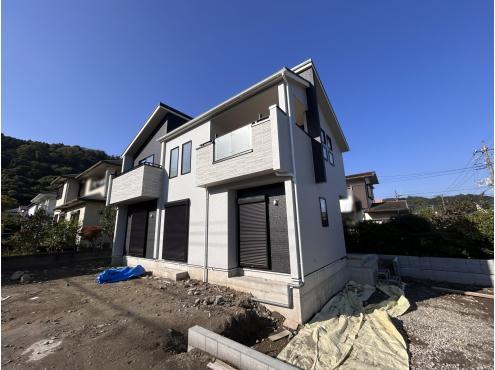 神奈川県横浜市金沢区釜利谷西