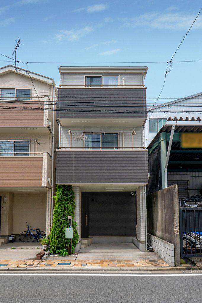 神奈川県横浜市鶴見区鶴見中央