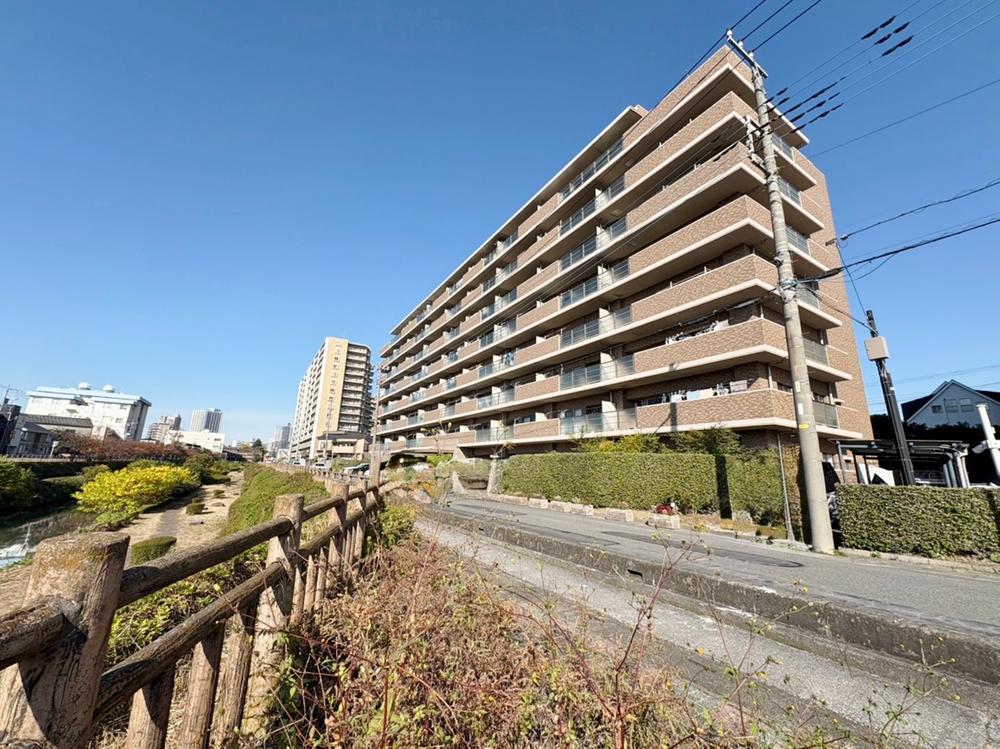 シュロス川口元郷リバーテラス