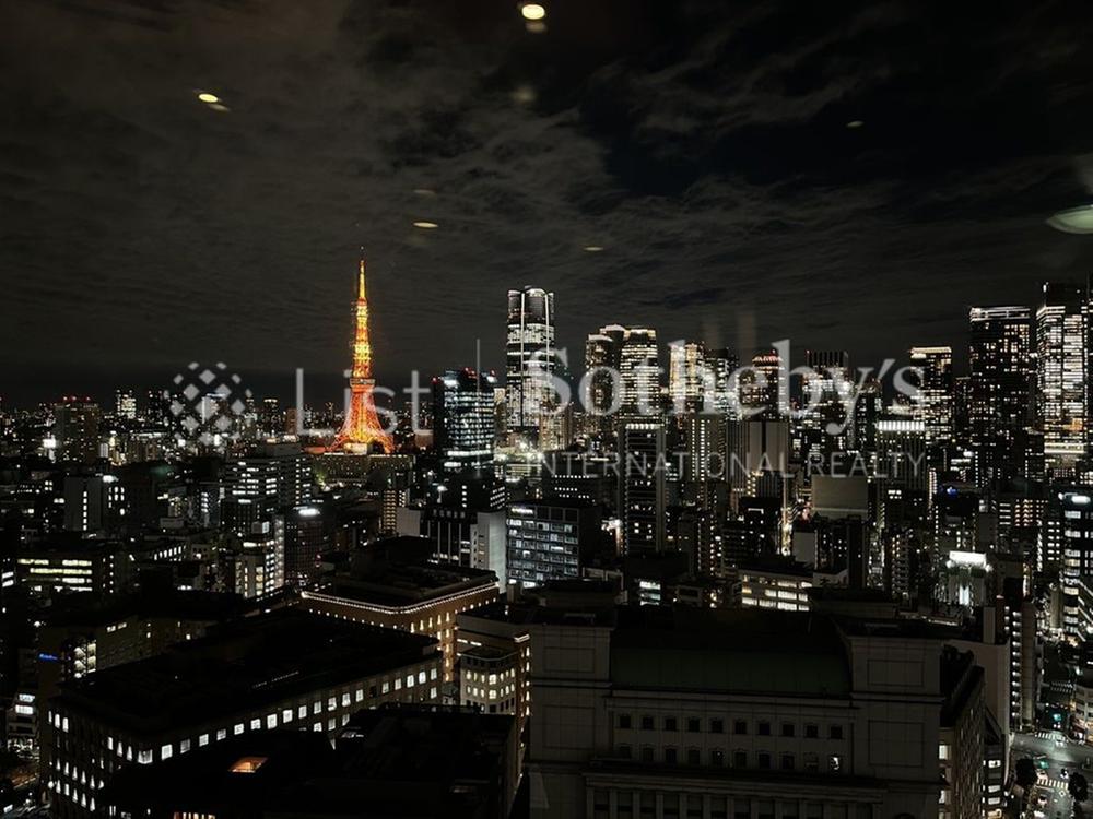 東京ツインパークス　レフトウィング