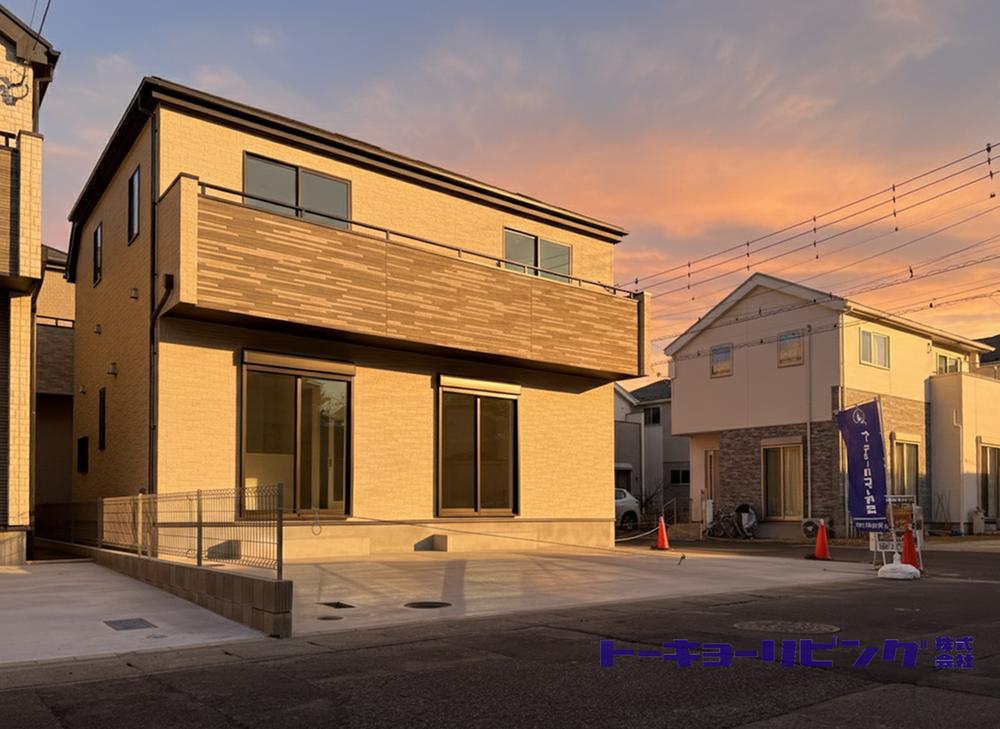 埼玉県草加市長栄