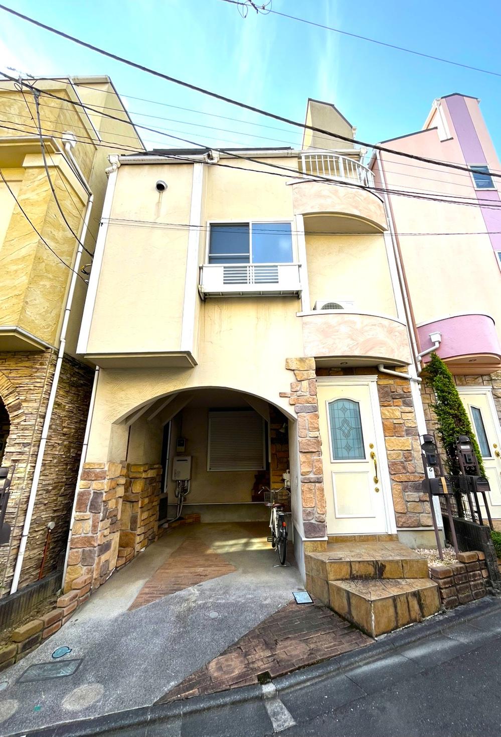 東京都豊島区巣鴨