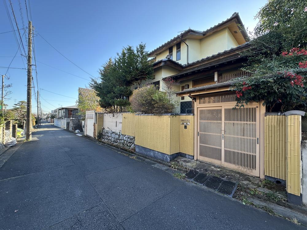 東京都八王子市めじろ台