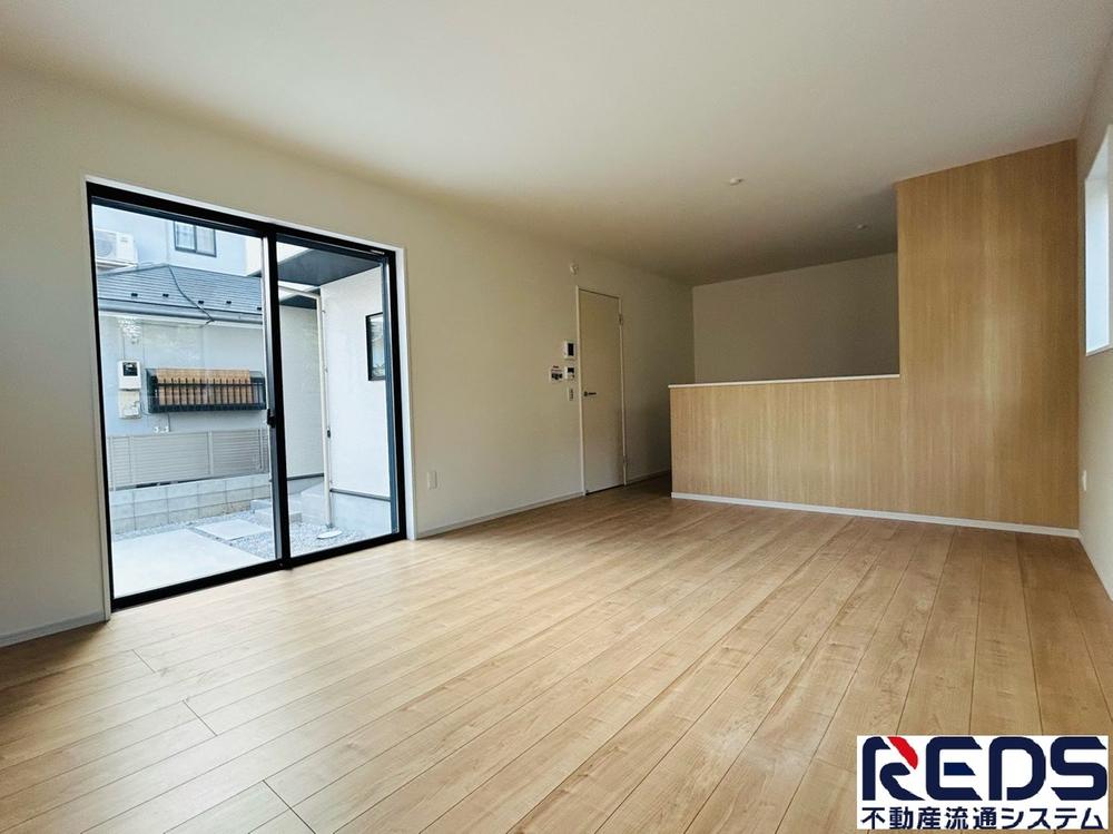 東京都三鷹市大沢