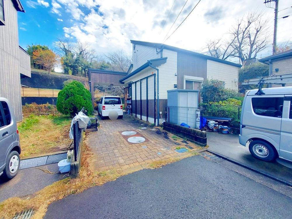 神奈川県茅ヶ崎市芹沢