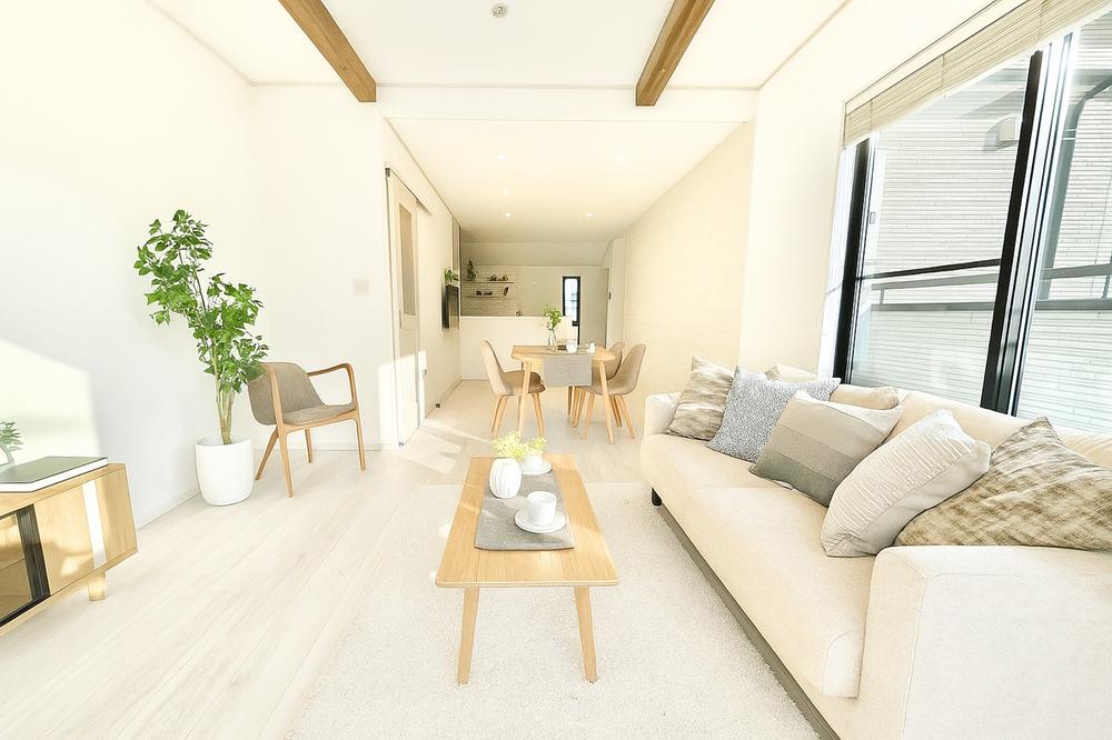 埼玉県朝霞市三原