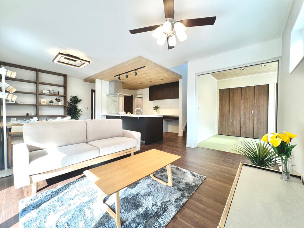 埼玉県入間市久保稲荷