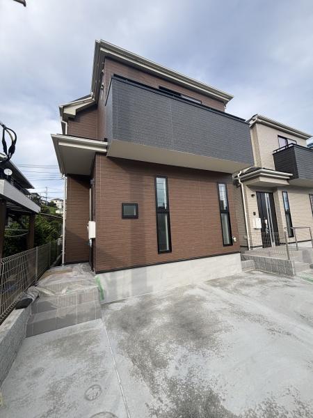 神奈川県座間市栗原中央