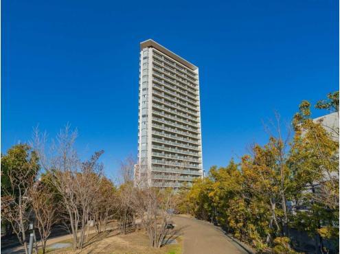 プリズムタワー