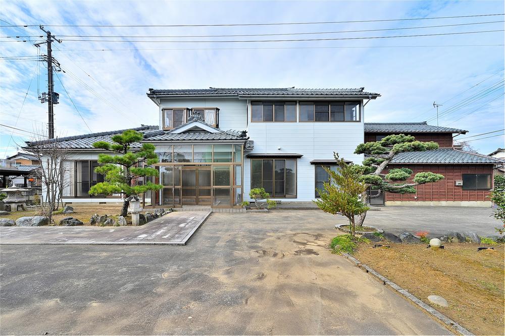 新潟県燕市分水旭町