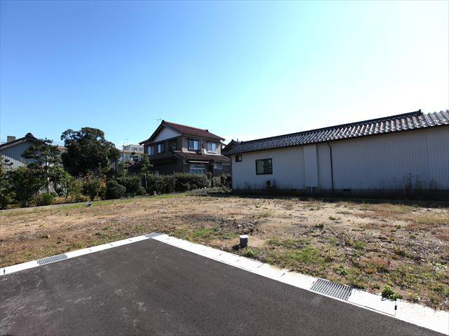 石川県能美市福岡町