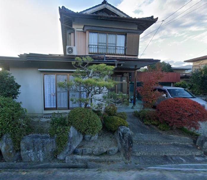 長野県下伊那郡高森町吉田