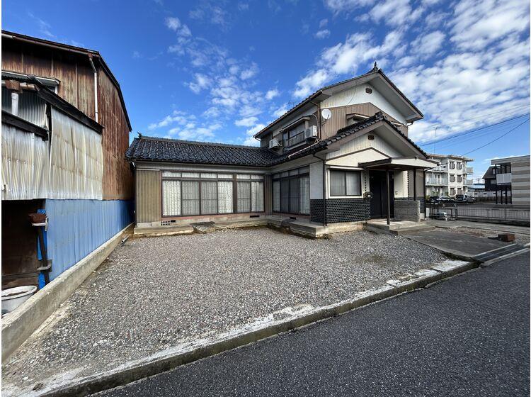 富山県高岡市野村