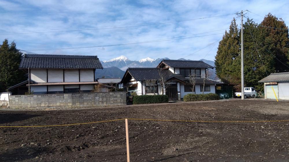 長野県安曇野市堀金烏川