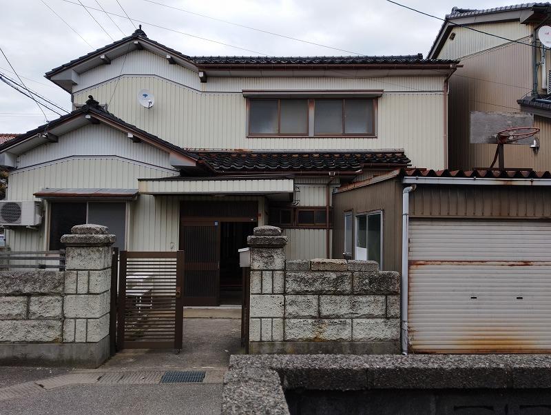 富山県高岡市荻布