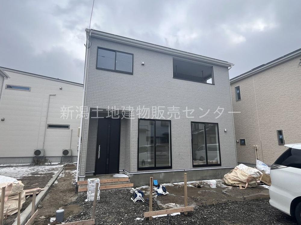 新潟県新潟市江南区亀田中島