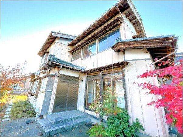 新潟県長岡市猫興野