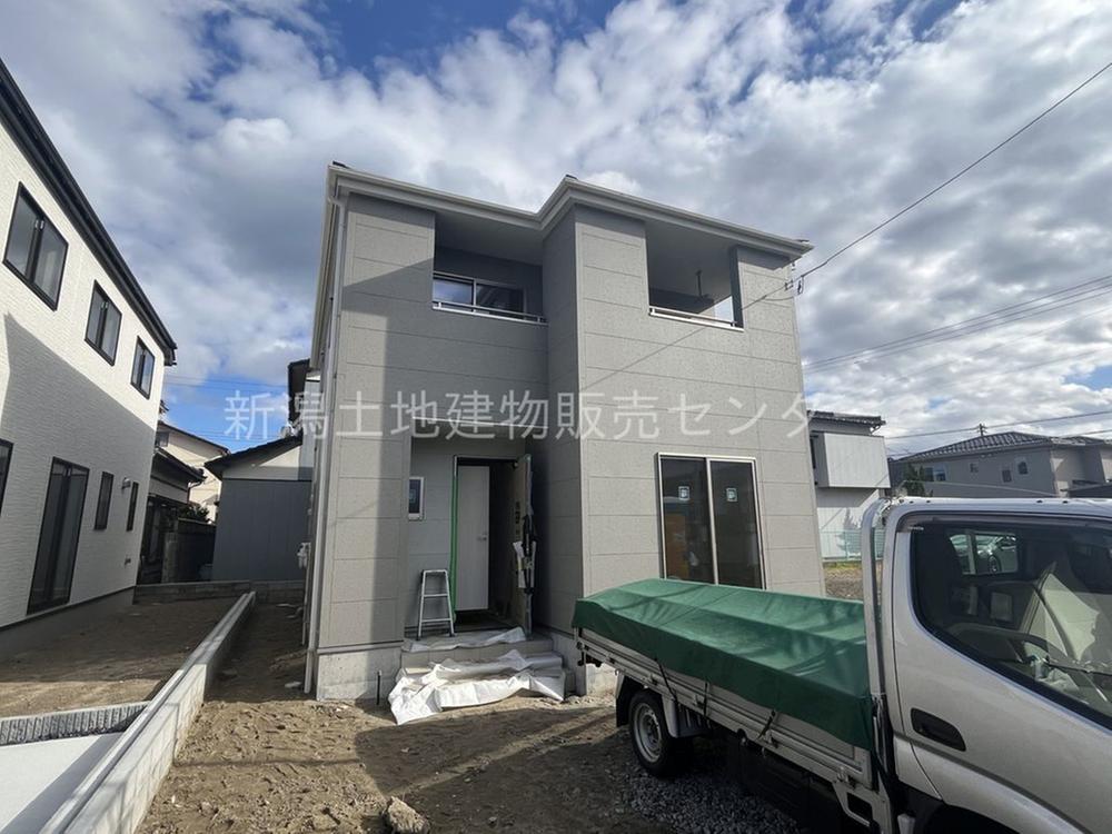 新潟県新潟市西区上新栄町