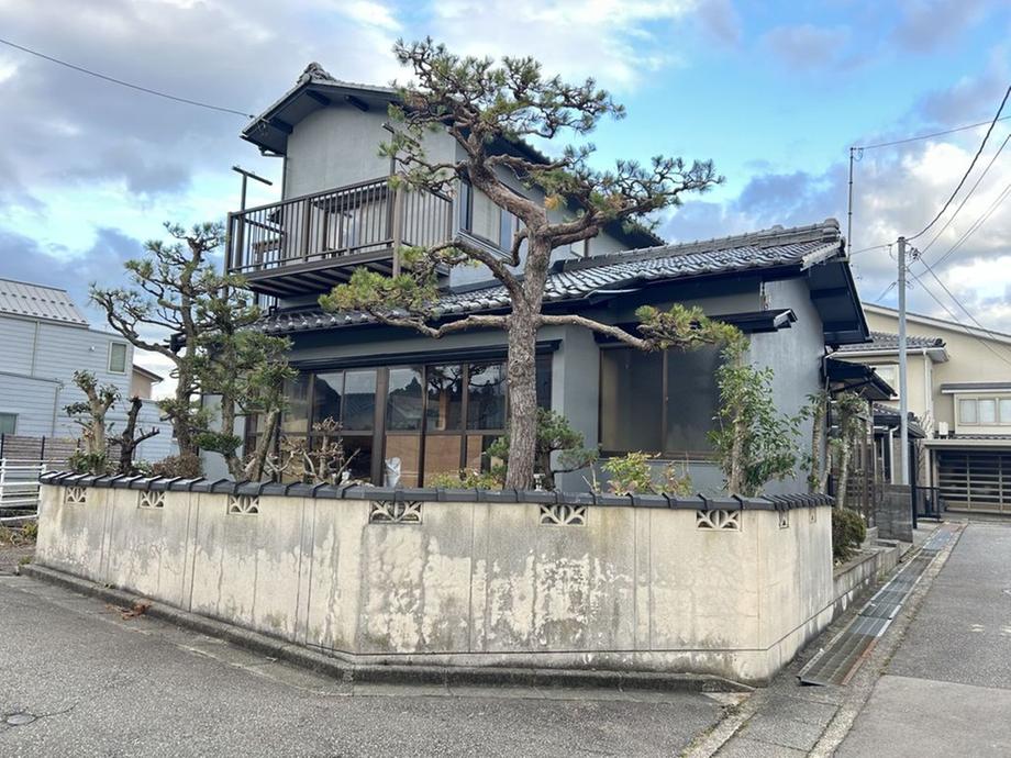 石川県金沢市柳橋町