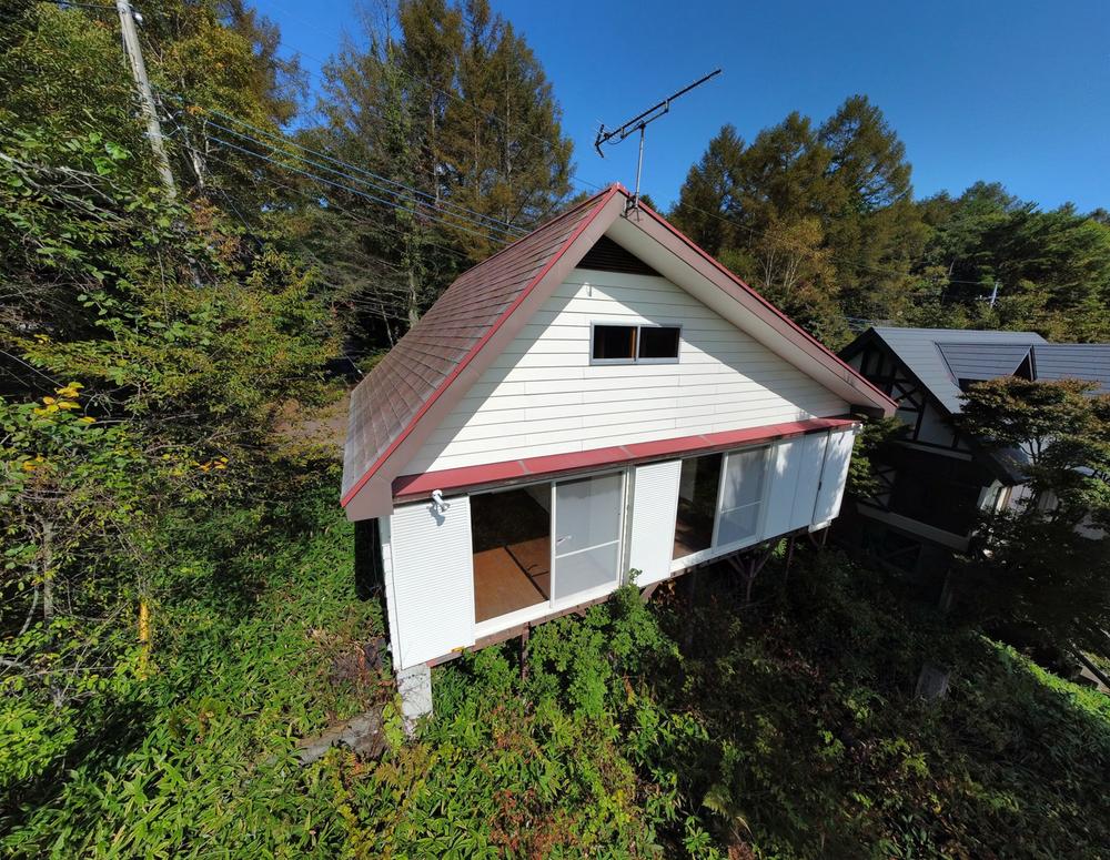 山梨県北杜市大泉町西井出