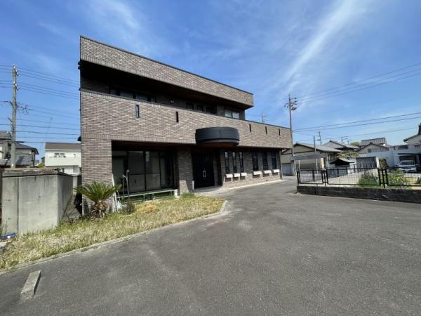 愛知県半田市平地町