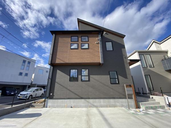 愛知県名古屋市名東区梅森坂