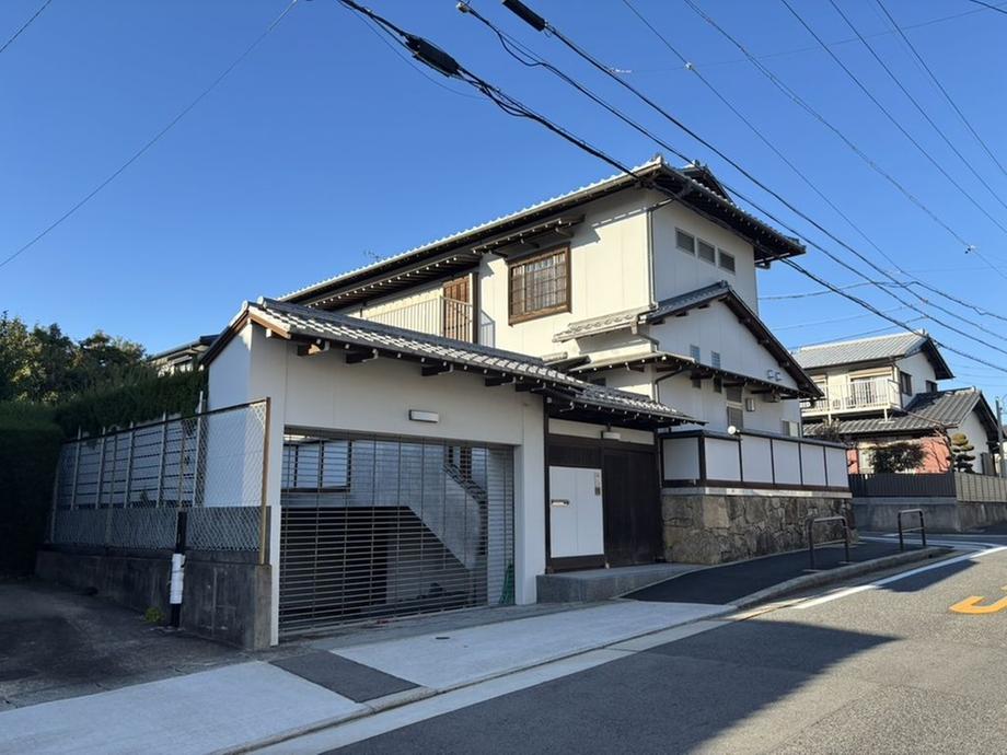 愛知県名古屋市名東区極楽
