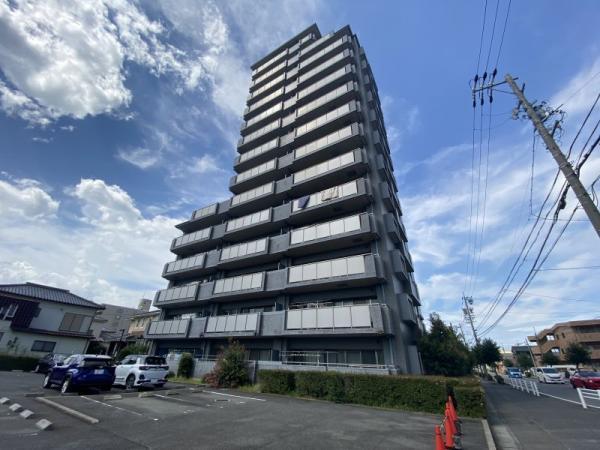 ファミール岩倉