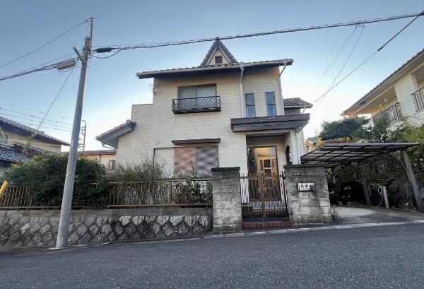 愛知県日進市岩崎町