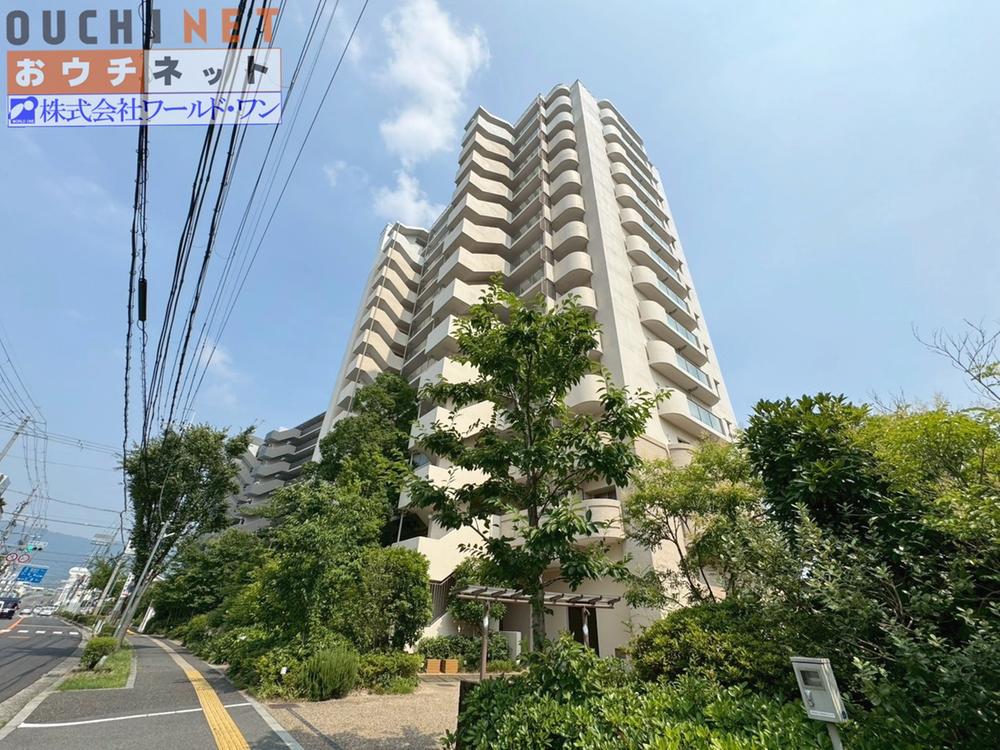 リバーガーデン八尾山本