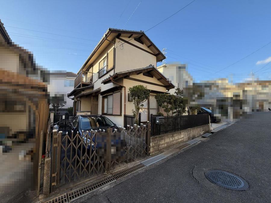 大阪府枚方市山田池東町