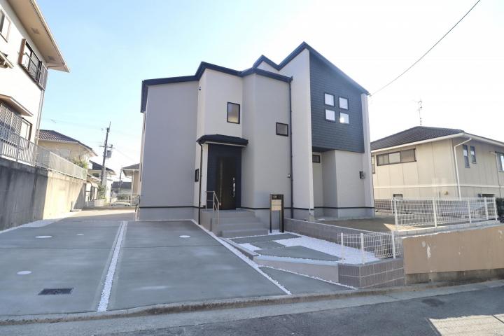 兵庫県川辺郡猪名川町伏見台