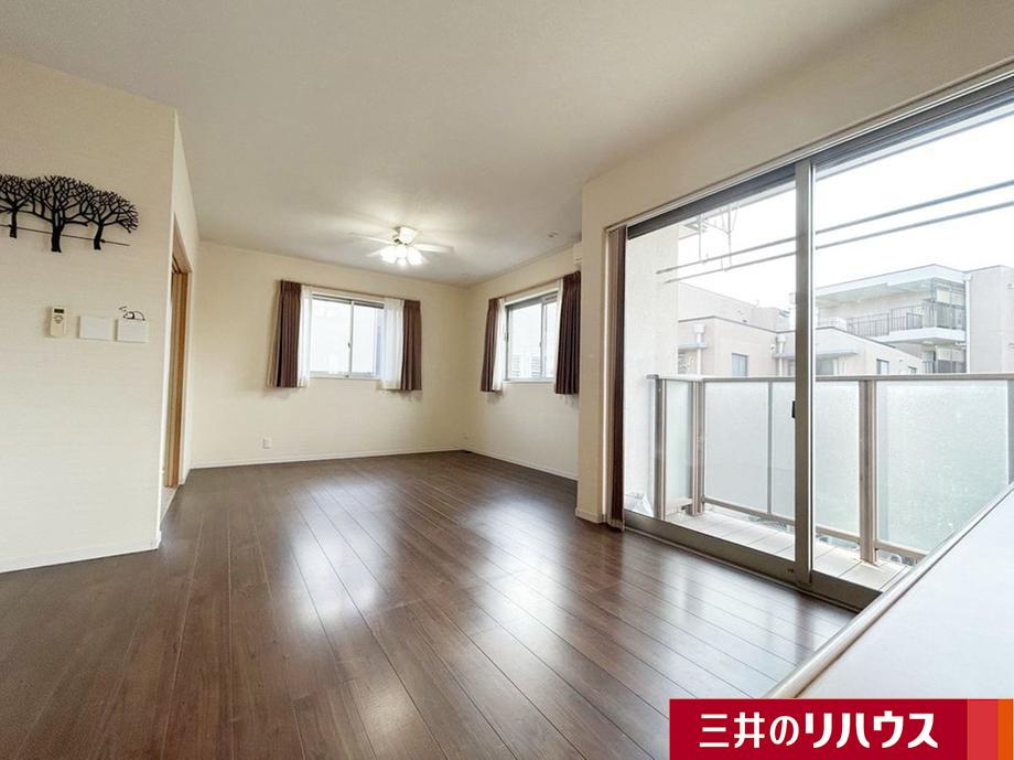 大阪府豊中市上野東