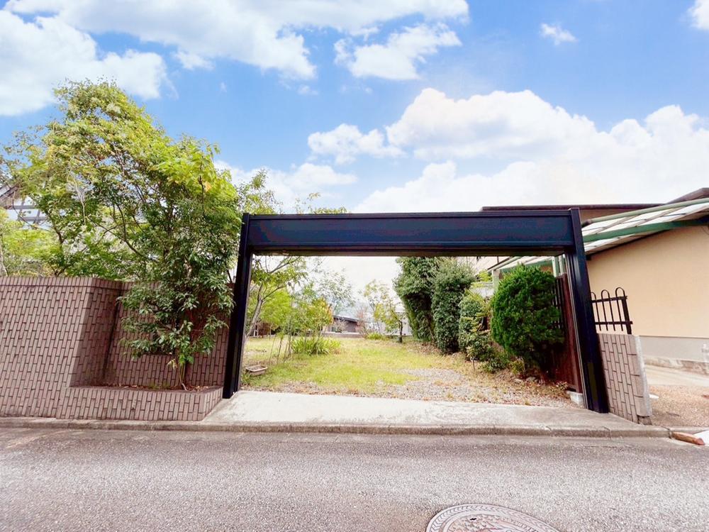 兵庫県宝塚市月見山