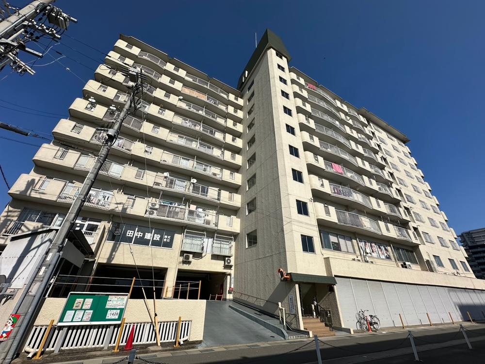 エバーグリーン車崎