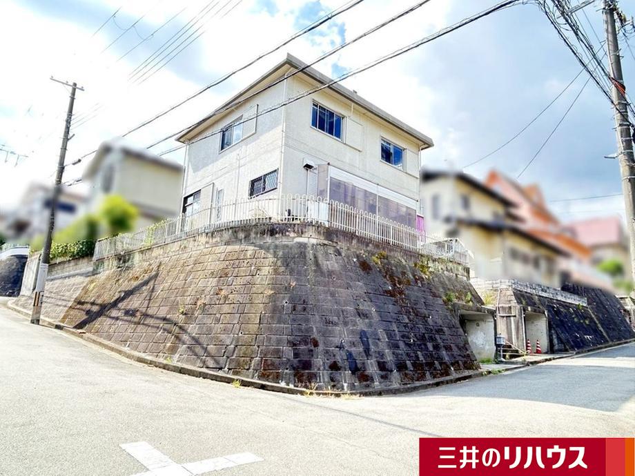 兵庫県川西市湯山台