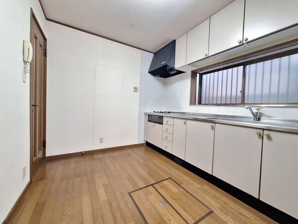 兵庫県神戸市西区玉津町水谷