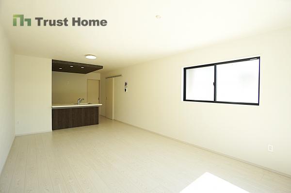 兵庫県宝塚市末成町