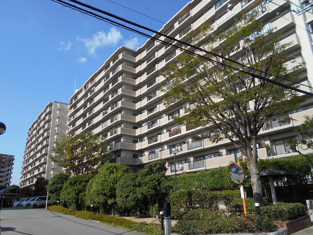 ルネ伊丹ガーデンスクエア