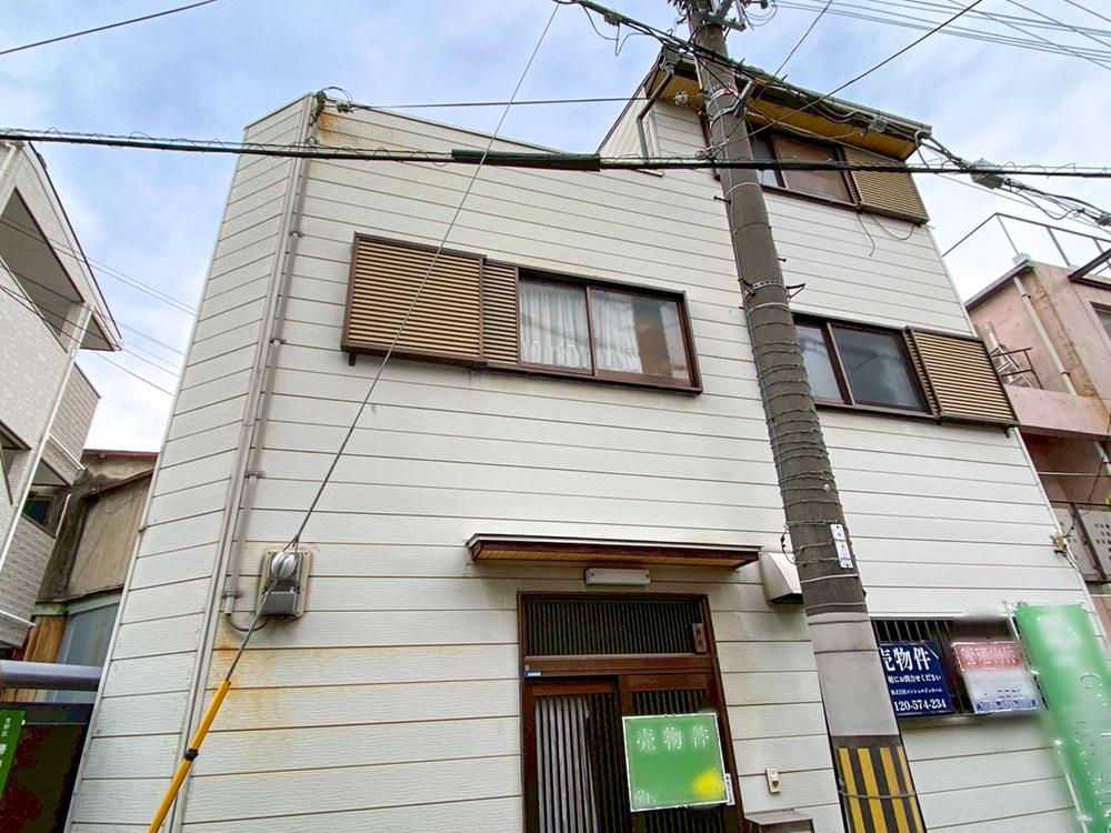 大阪府大阪市生野区勝山南