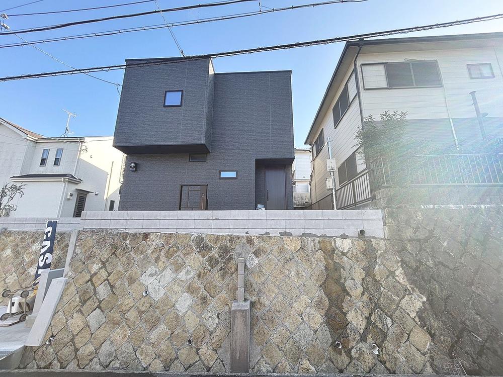 兵庫県西宮市生瀬高台