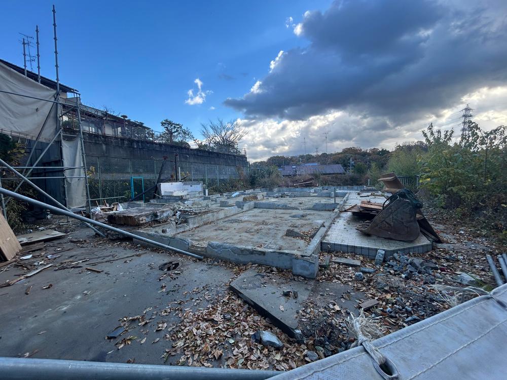 大阪府富田林市寺池台