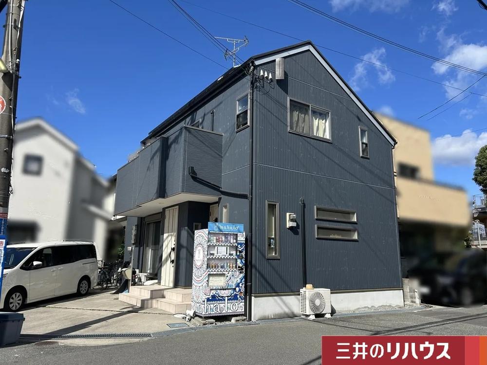 大阪府豊中市上野東