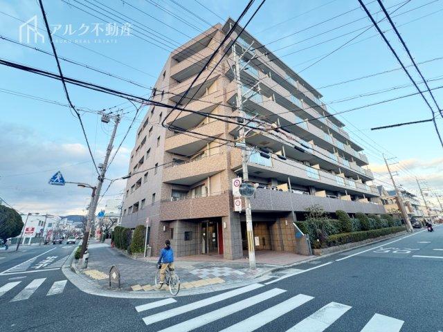 クラウンハイム伊丹フラワーコート