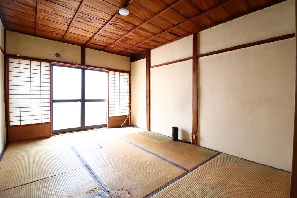 京都府京都市左京区北白川西伊織町