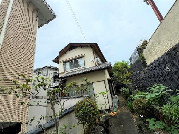 奈良県生駒市小明町