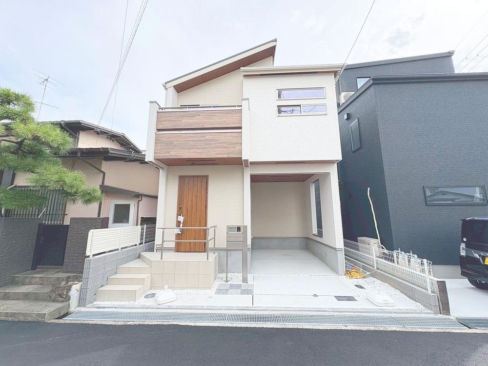 兵庫県宝塚市安倉中