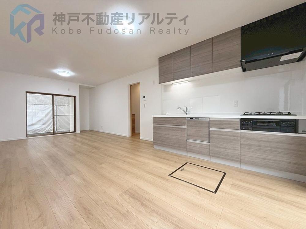 兵庫県西宮市津門呉羽町