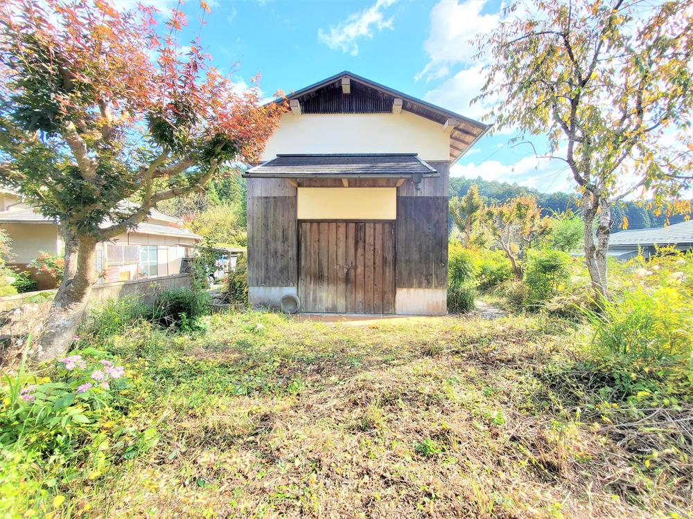 京都府京都市左京区大原小出石町